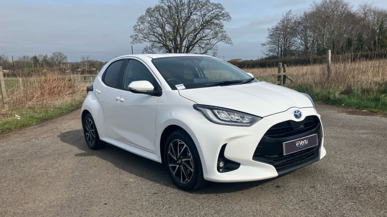 Toyota Yaris 1.5 Hybrid Design 5dr CVT Hybrid Hatchback